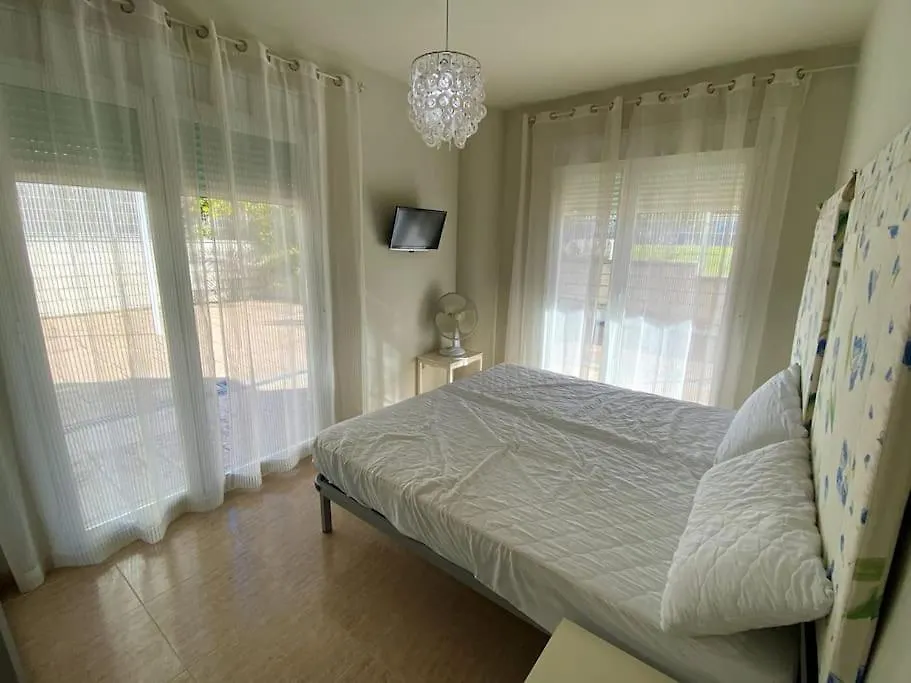 Precioso Apartamento En Salou, Con Servicios. 0*, Salou