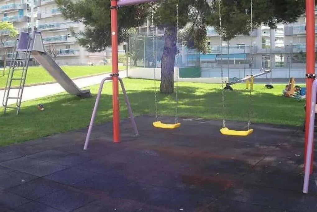 Precioso Apartamento En Salou, Con Servicios. Hiszpania